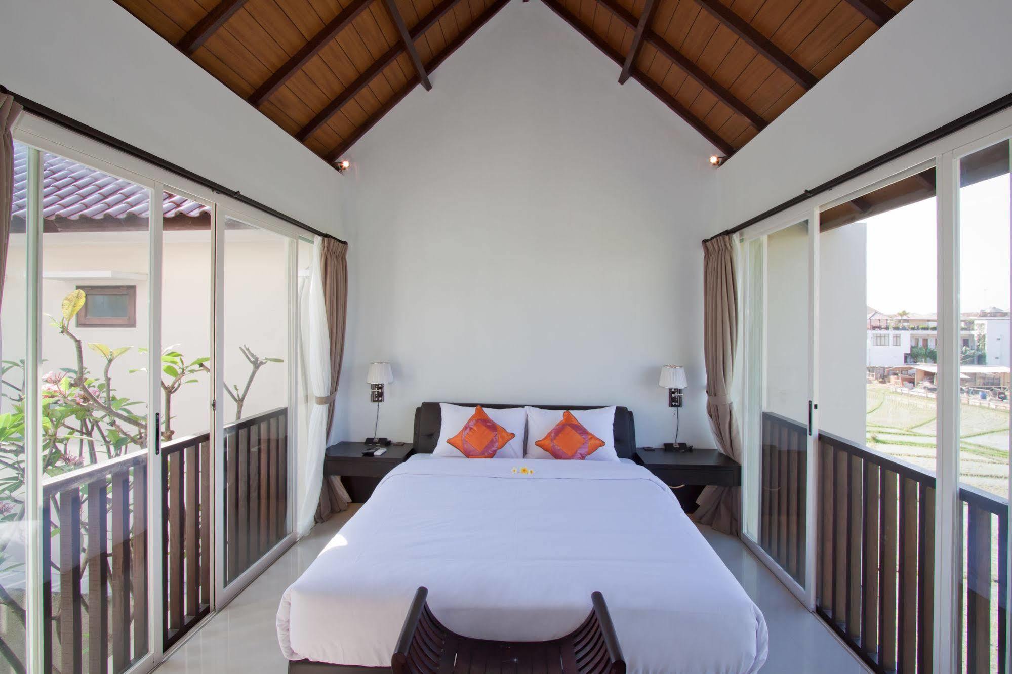Grace And Milena Guesthouse Kuta Lombok Εξωτερικό φωτογραφία