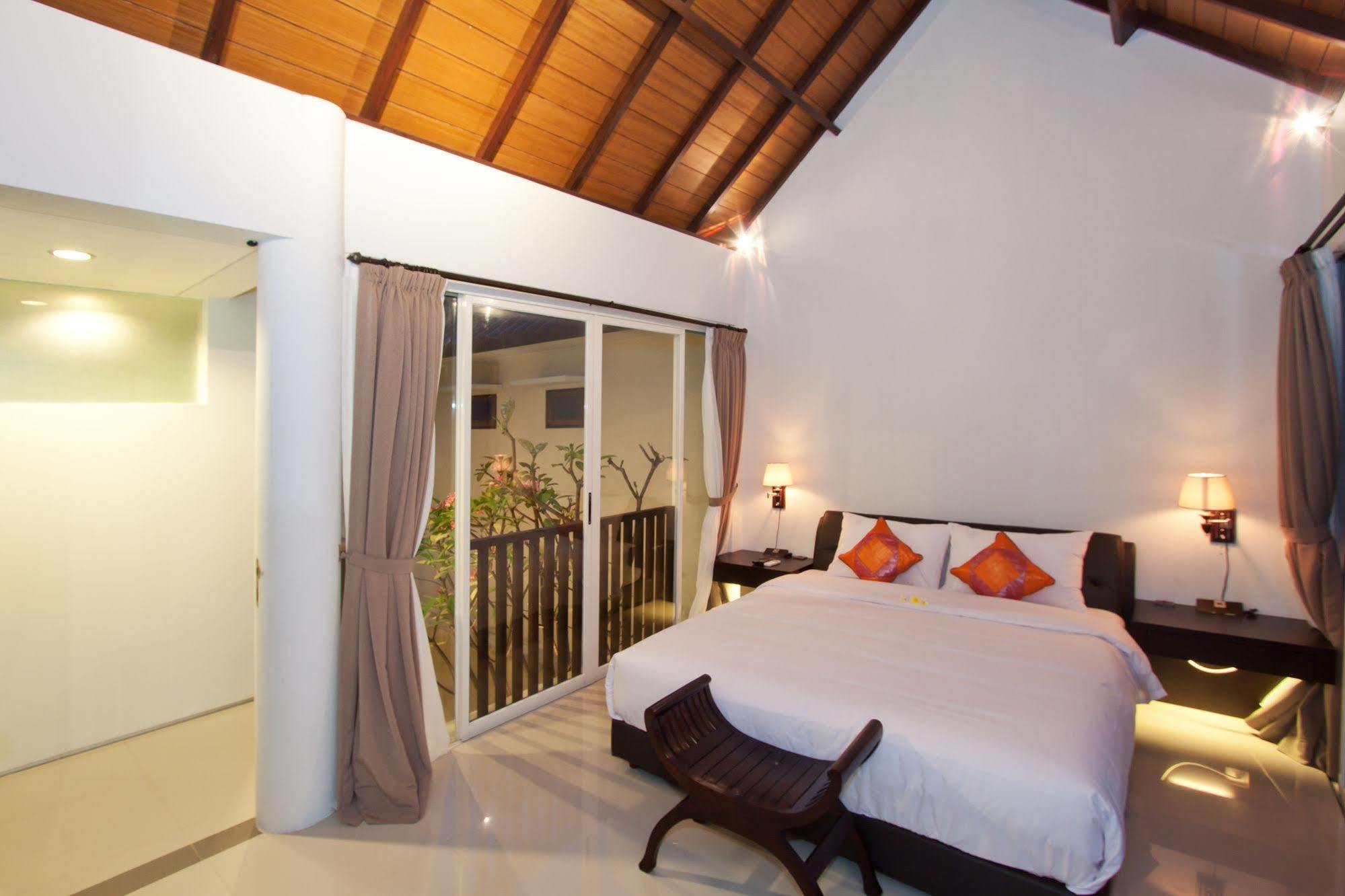 Grace And Milena Guesthouse Kuta Lombok Εξωτερικό φωτογραφία